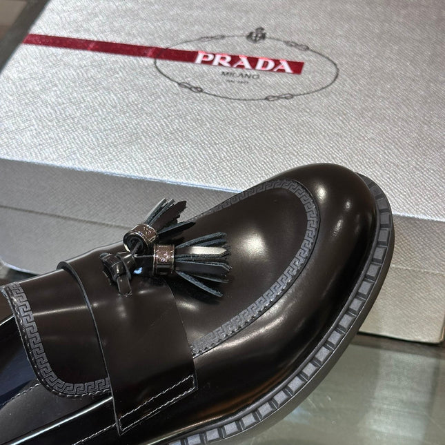 PRA OXFORD LOAFER IN BLACK CALFSKIN WITH TASSEL