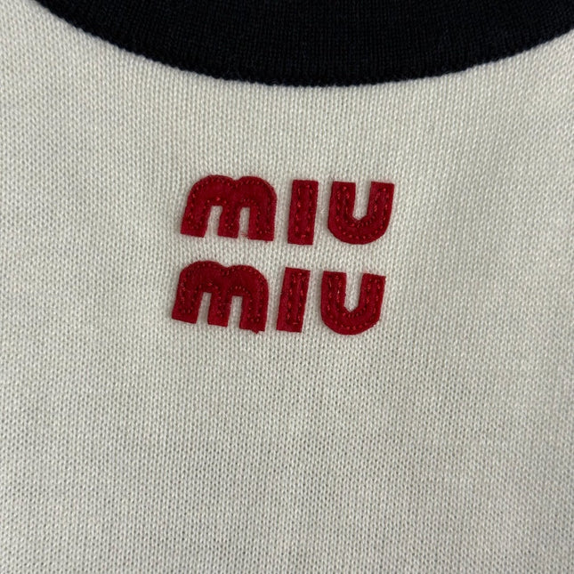 MIUMIU SLEEVELESS KNIT TOP STYLE 361