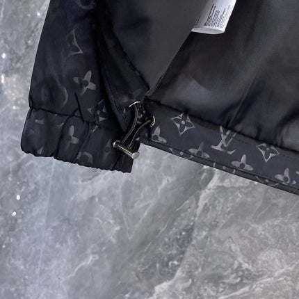 LV BLACK MONOGRAM JACKET 239555
