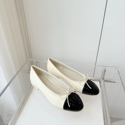 BALLET FLAT IN WHITE MIX BLACK CALFSKIN