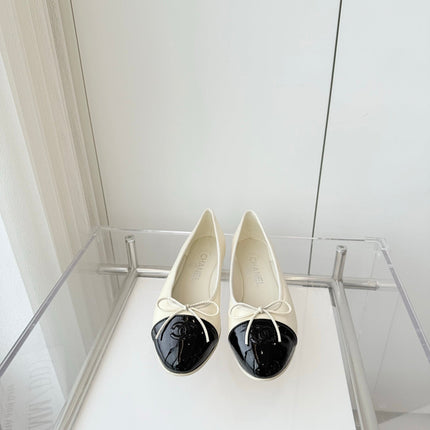 BALLET FLAT IN WHITE MIX BLACK CALFSKIN