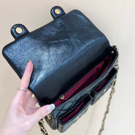 DOUBLE POCKETS FLAP BAG TOP HANDLE 24 IN BLACK LAMBSKIN GOLD HARDWARE