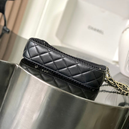 CHANEL 25S CLUTCH WITH CHAIN 20 CM IN BLACK LAMBSKIN WITH GOLD HARDWARE
