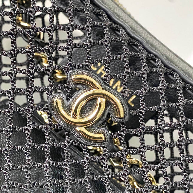 CHANEL 25S CLUTCH WITH CHAIN 20 CM IN BLACK LAMBSKIN WITH GOLD HARDWARE