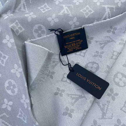 MONOGRAM SCARF 200 CM IN LIGHT GRAY CASHMERE AND SILK 388079