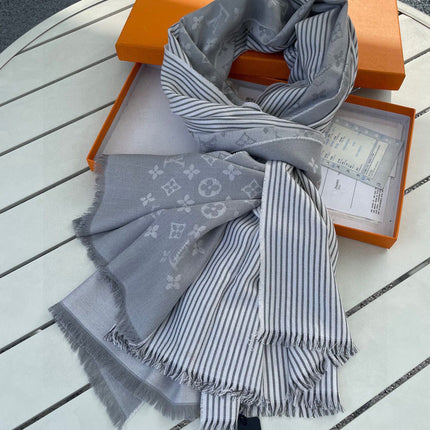 MONOGRAM SCARF 200 CM IN LIGHT GRAY CASHMERE AND SILK 388079