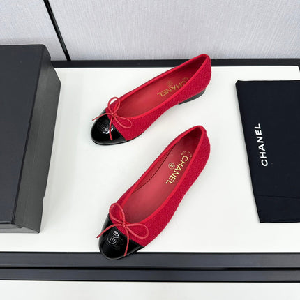 BALLET FLATS IN RUBY RED TWEED AND BLACK CALFSKIN