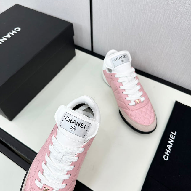 SPORTS SHOES IN LIGHT PINK CALFSKIN