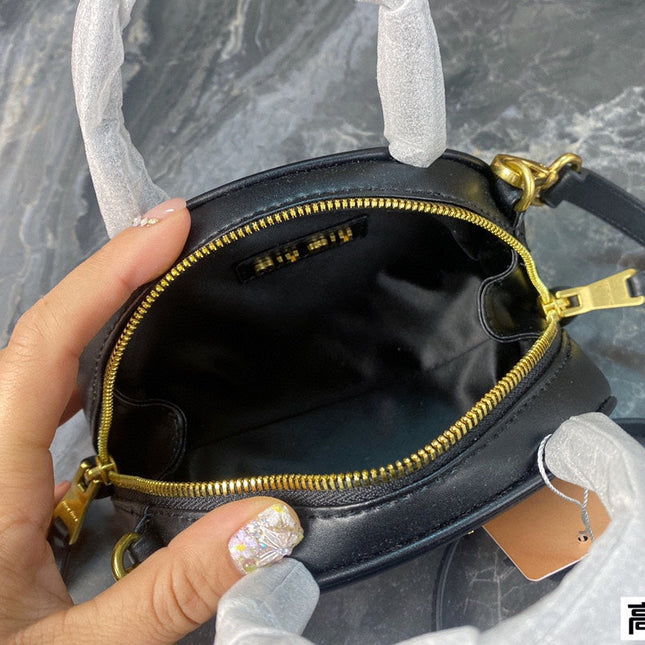HALF - MOON BAG 18 IN BLACK CALFSKIN