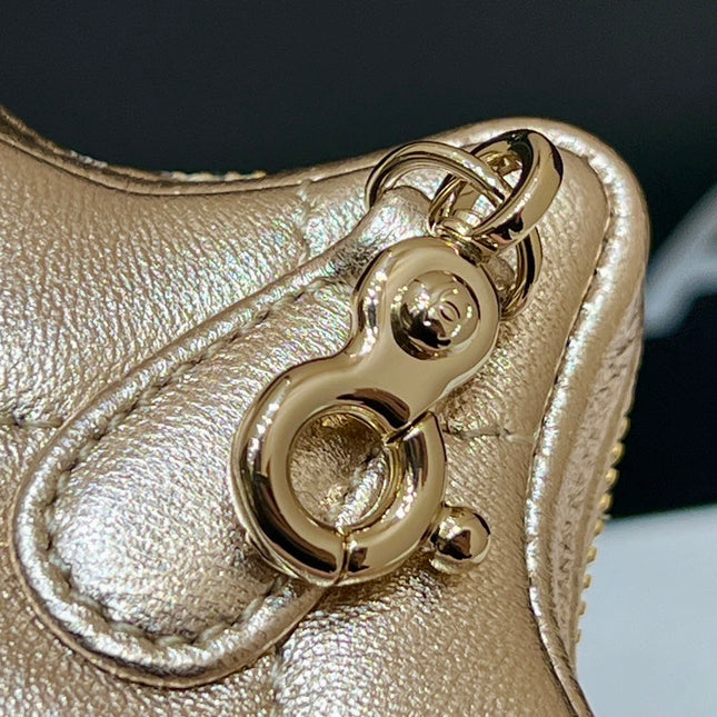 25S CHANEL STAR GOLD 23 IN METALLIC GOLD CALFSKIN