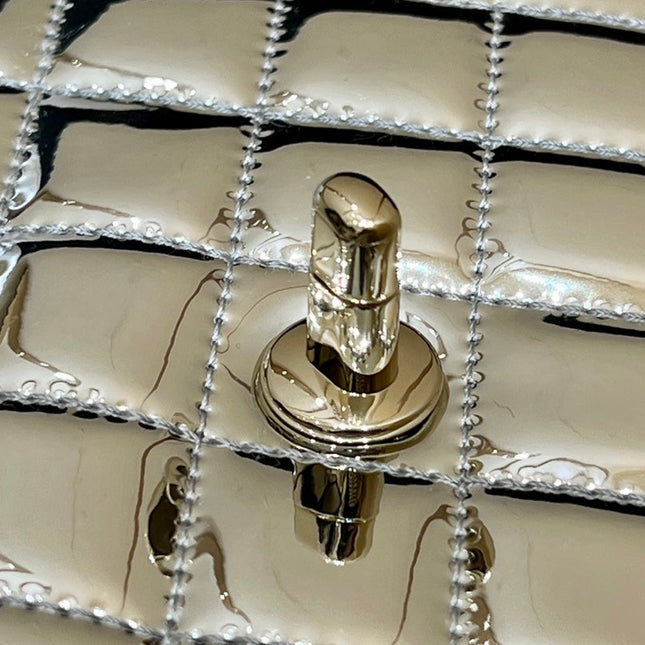 25S CHANEL STAR SILVER 23 IN METALLIC SILVER CALFSKIN
