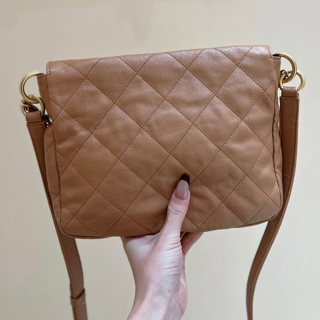 CHANEL 25S HOBO RETRO BAG 24 IN WARM TAUPE CALFSKIN