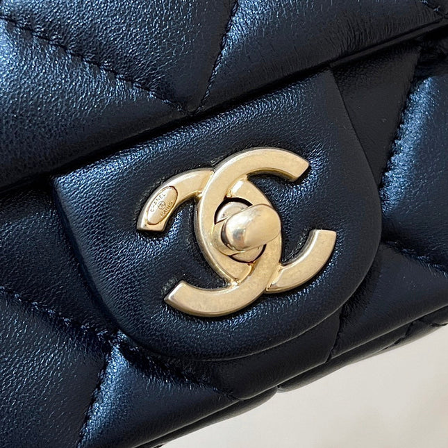 25S CHANEL CROSSBODY HANDBAG 17 IN BLACK LAMBSKIN GOLD HARDWARE