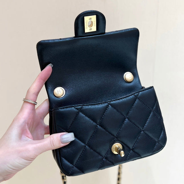25S CHANEL CROSSBODY HANDBAG 17 IN BLACK LAMBSKIN GOLD HARDWARE