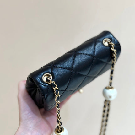25S CHANEL CROSSBODY HANDBAG 17 IN BLACK LAMBSKIN GOLD HARDWARE
