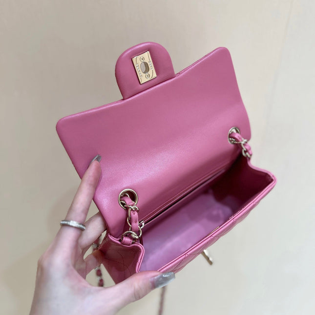 CHANEL 25S FLAP BAG 20 CM IN PINK LAMBSKIN WITH GOLD HARDWARE