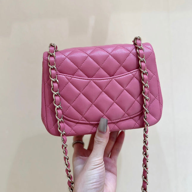 CHANEL 25S FLAP BAG 17 CM IN PINK LAMBSKIN WITH GOLD HARDWARE