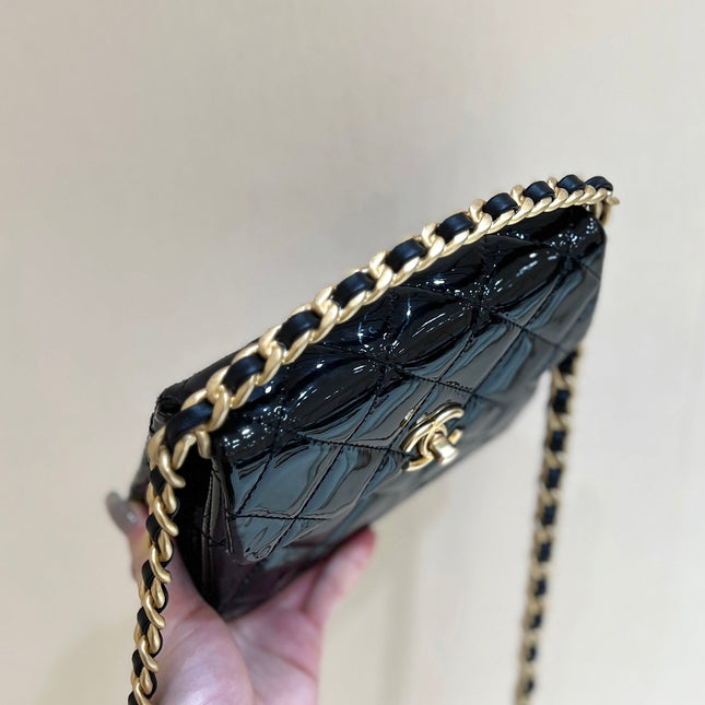 25S CHANEL TOTE CROSSBODY BAG 19 IN BLACK GLOSSY LEATHER WITH METAL HANDLE