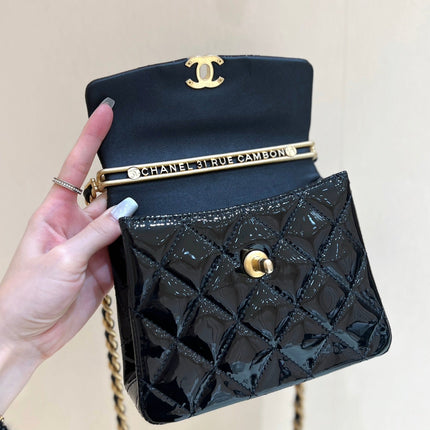 25S CHANEL TOTE CROSSBODY BAG 19 IN BLACK GLOSSY LEATHER WITH METAL HANDLE