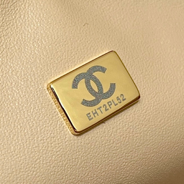 CHANEL 25S FLAP BAG 20 CM IN LIGHT BEIGE LAMBSKIN WITH GOLD HARDWARE