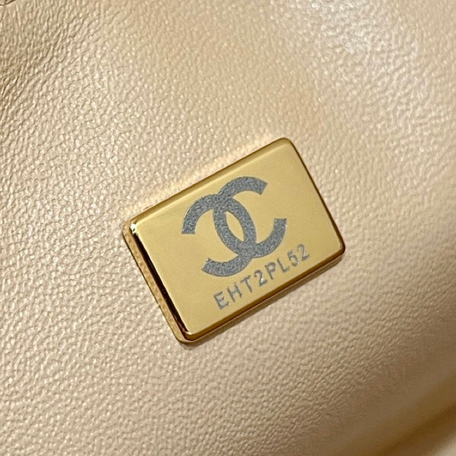 CHANEL 25S FLAP BAG 17 CM IN LIGHT BEIGE LAMBSKIN WITH GOLD HARDWARE