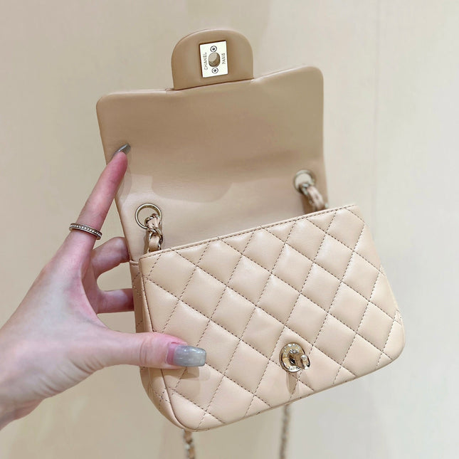 CHANEL 25S FLAP BAG 17 CM IN LIGHT BEIGE LAMBSKIN WITH GOLD HARDWARE