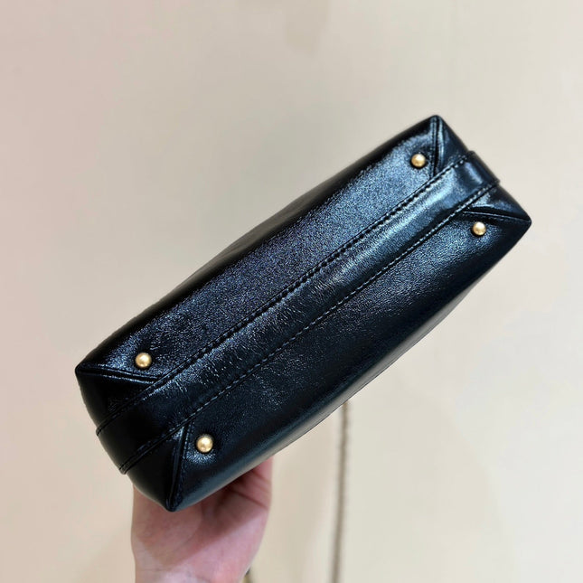 MEDIUM TOP HANDLE BAG 23 IN BLACK OIL-WAX LAMBSKIN GOLD HARDWARE