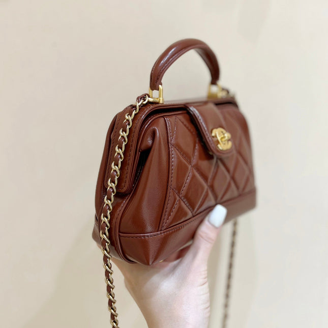 CHANEL TOP HANDLE BAG 18 IN BROWN OIL-WAX LAMBSKIN GOLD HARDWARE
