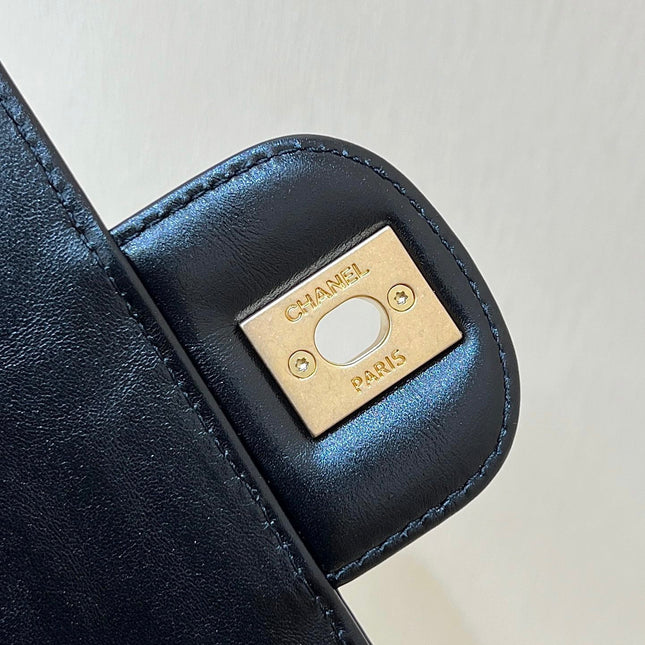 BOWLING BAG 44 IN BLACK SOFT LAMBSKIN GOLD HARDWARE
