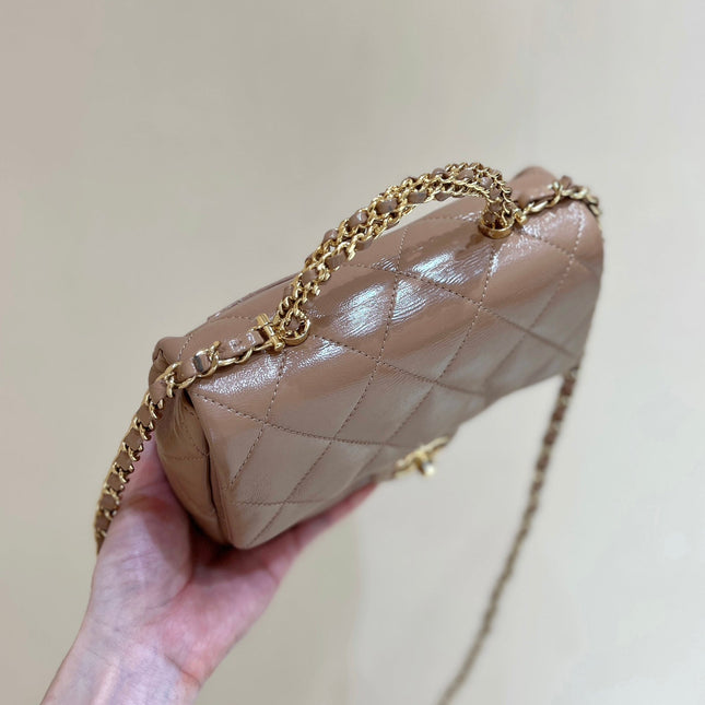 FLAP BAG WITH TOP HANDLE 19 IN BROWN LAMBSKIN GOLD HARDWARE