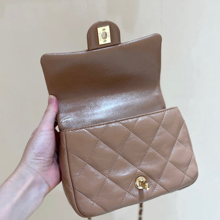 FLAP BAG WITH TOP HANDLE 19 IN BROWN LAMBSKIN GOLD HARDWARE