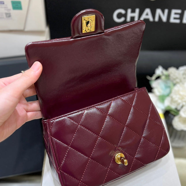 CHANEL TOP HANDLE 19 IN WINE RED LAMBSKIN GOLD HARDWARE