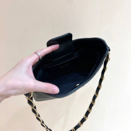 CHANEL HOBO 24 IN BLACK LAMBSKIN GOLD HARDWARE