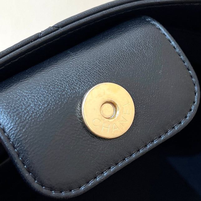 CHANEL HOBO 24 IN BLACK LAMBSKIN GOLD HARDWARE