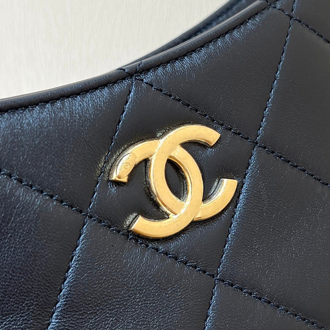 CHANEL HOBO 24 IN BLACK LAMBSKIN GOLD HARDWARE