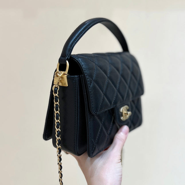 RETRO STYLE FLAP BAG 19 IN BLACK GRAINED CALFSKIN GOLD HARDWARE