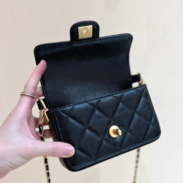 CHANEL FLAP BAG 16 IN BLACK GRAINED CALFSKIN GOLD HARDWARE