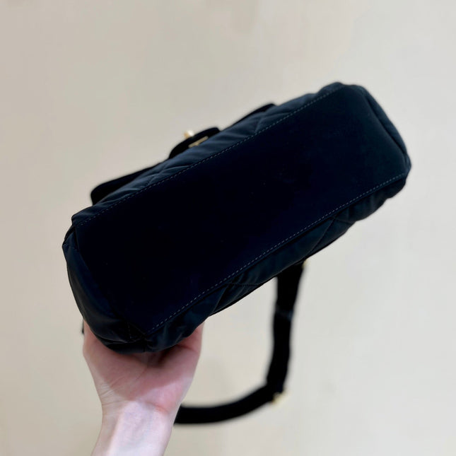 HOBO BAG 32 IN BLACK NYLON WITH GOLD METAL