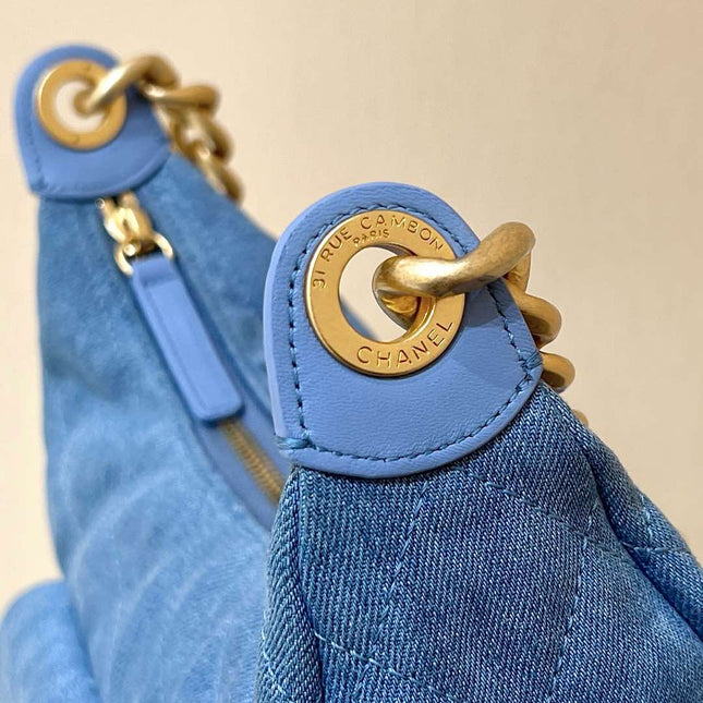 CHANEL 25S MEDIUM HOBO BAG 31 IN LIGHT BLUE DENIM GOLD HARDWARE