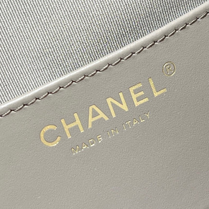 CC 25 HANDBAG 40 IN GREY SUEDE GOLD HARDWARE