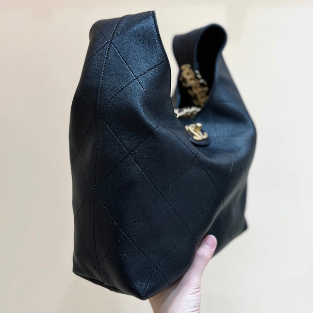 QUILTED LARGE HOBO BAG 35 IN BLACK LAMBSKIN GOLD HARDWARE