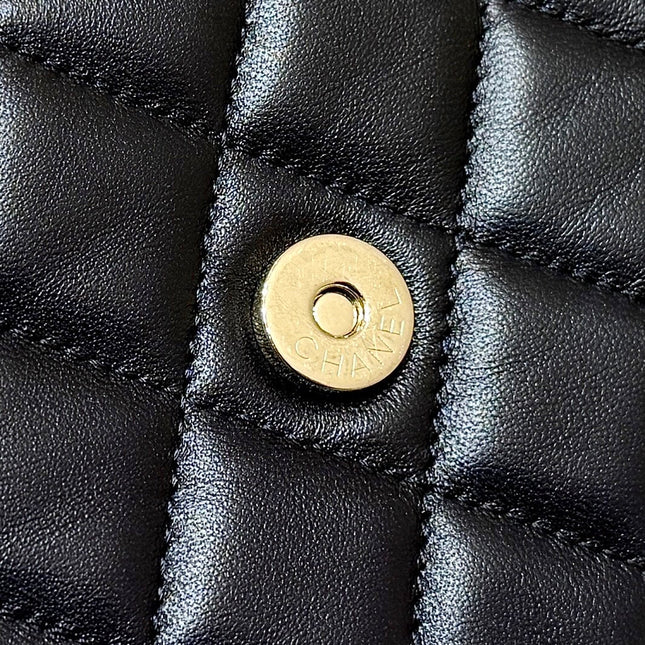 QUILTED TOP HANDLE BAG 16 IN BLACK LAMBSKIN GOLD HARDWARE