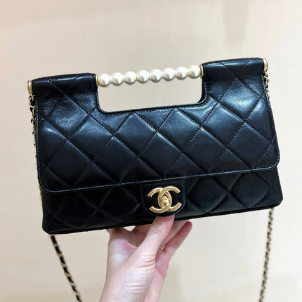 PEARL TOP HANDLE BAG 25 IN BLACK LAMBSKIN GOLD HARDWARE