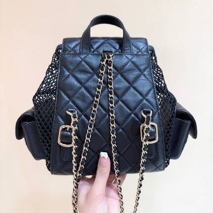 MESH DRAWSTRING BACKPACK 25 IN BLACK CALFSKIN GOLD-TONE METAL