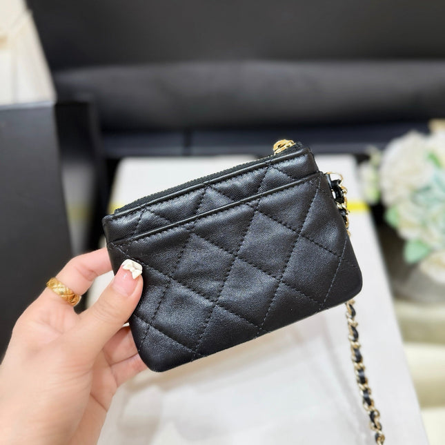 MESH POUCH 22 IN BLACK EFFECT LAMBSKIN WITH GOLD METALLIC