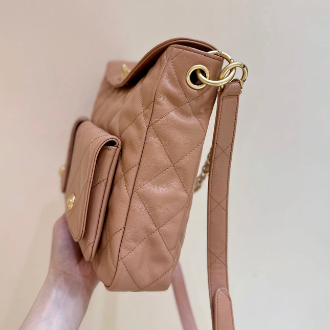 CHANEL 25S HIPPIE HOBO POSTMAN BAG 30 IN WARM TAUPE CALFSKIN GOLD HARDWARE