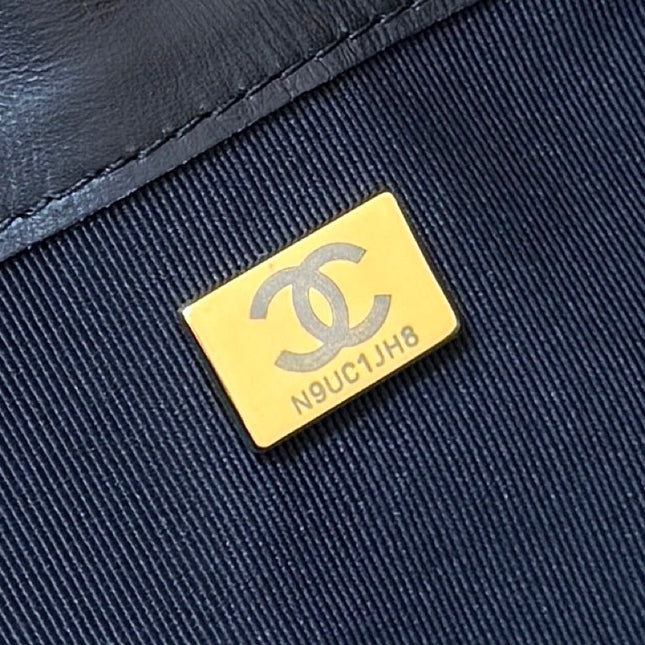 CC 25 HANDBAG 40 IN BLACK SUEDE GOLD HARDWARE