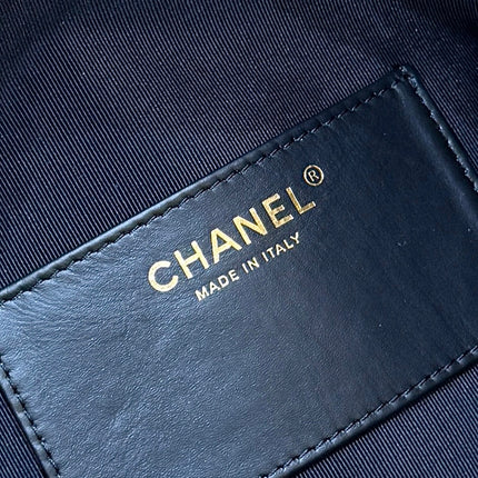 CC 25 HANDBAG 40 IN BLACK SUEDE GOLD HARDWARE