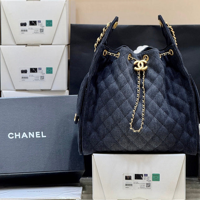 CC 25 HANDBAG 40 IN DARK BLUE DENIM GOLD HARDWARE