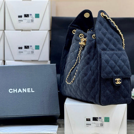 CC 25 HANDBAG 40 IN DARK BLUE DENIM GOLD HARDWARE